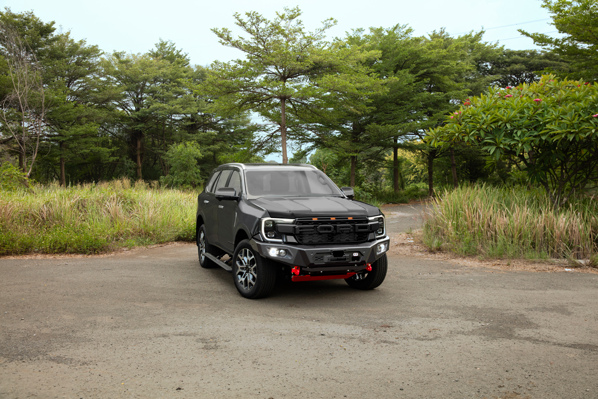 NEXT-GEN-FORD-EVEREST-TITANIUM-LIMITED-EDITION