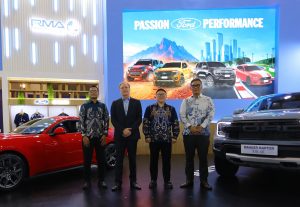 [dari kiri ke kanan] Elyus Dwi Erwanto, Head of Service RMA Indonesia; Roelof Lamberts, Regional Director RMA Indonesia; Erik Pascanugraha, Sales Director Ford RMA Indonesia; Irwan Nurfiandy, Head of Marketing Ford RMA Indonesia.