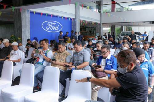Ford Jakarta Showroom Community Event