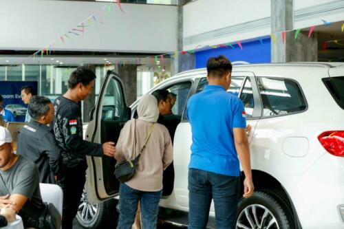 Ford Jakarta Showroom Community Event